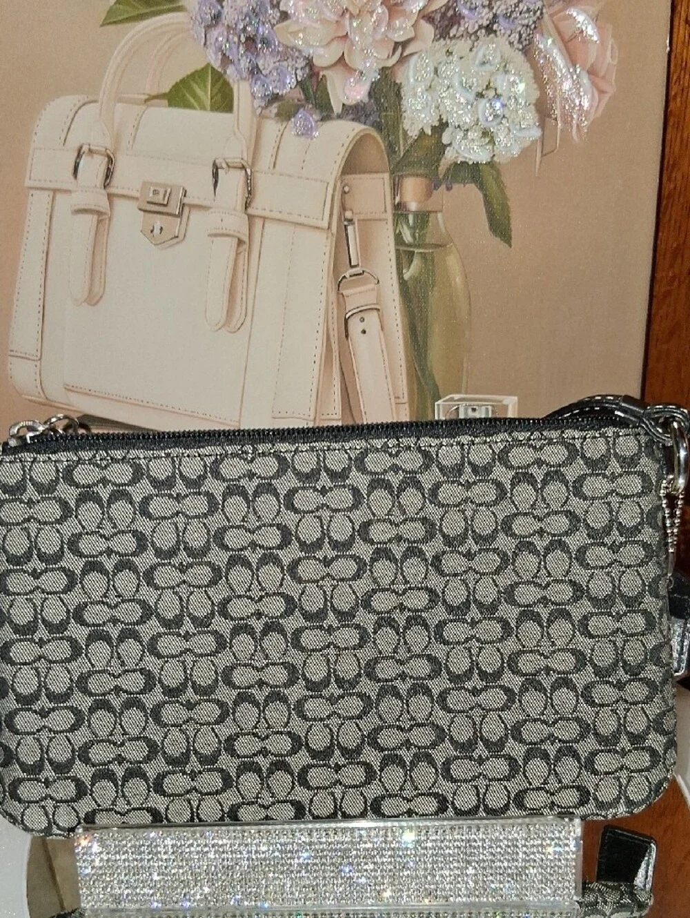 Coach SOHO Buckle Wristlet Like New